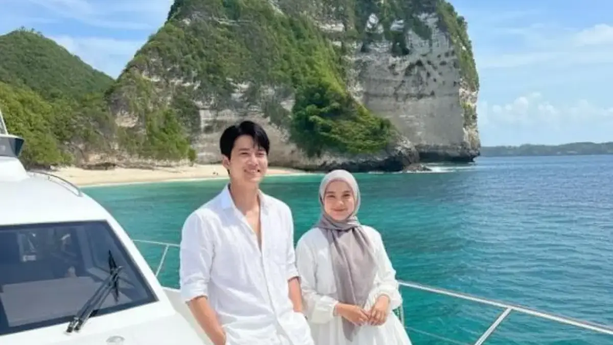 Foto Romantis Hasil Edit Gemini AI