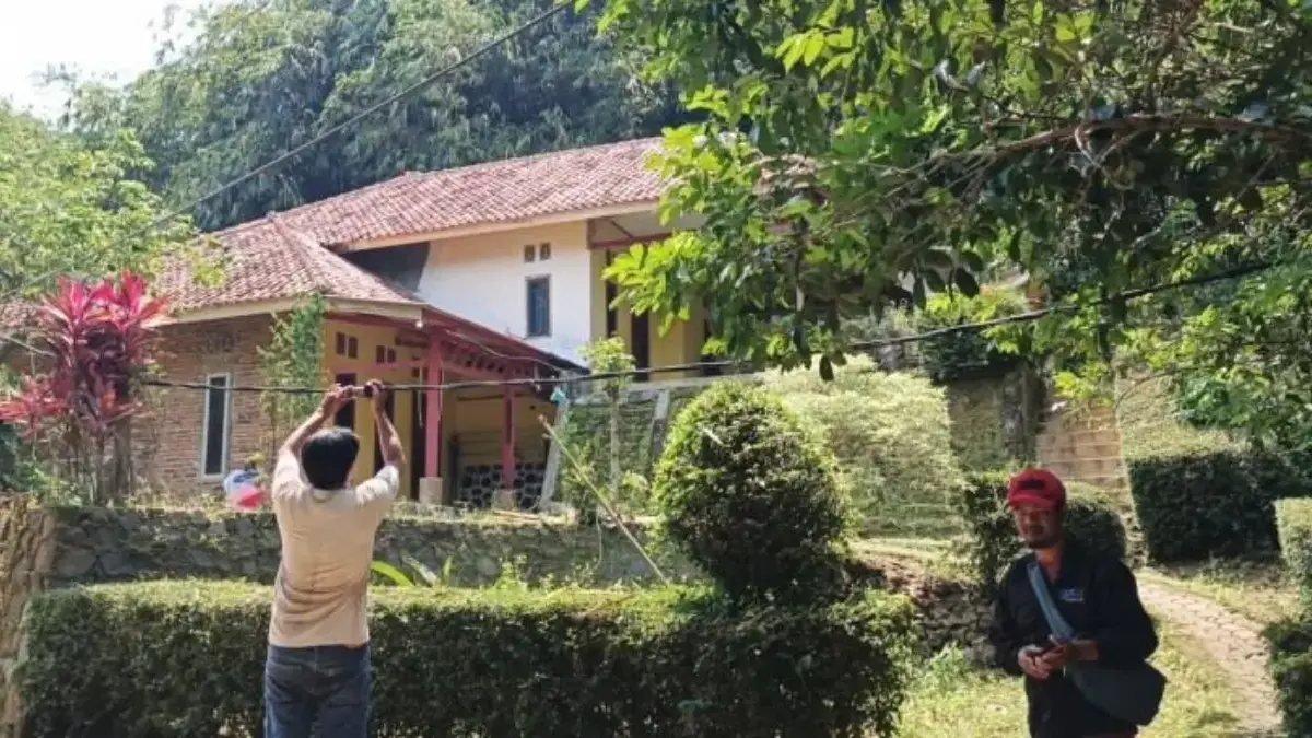 Rumah tersangka.
