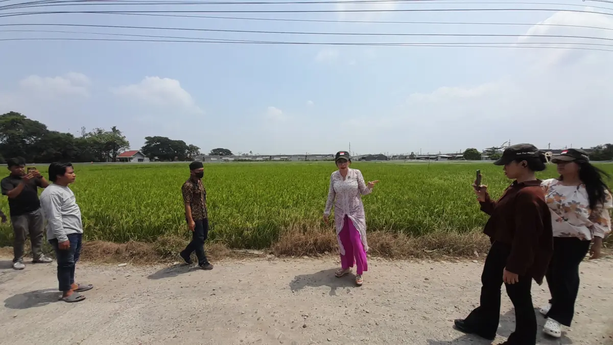 Demo jalan rusak