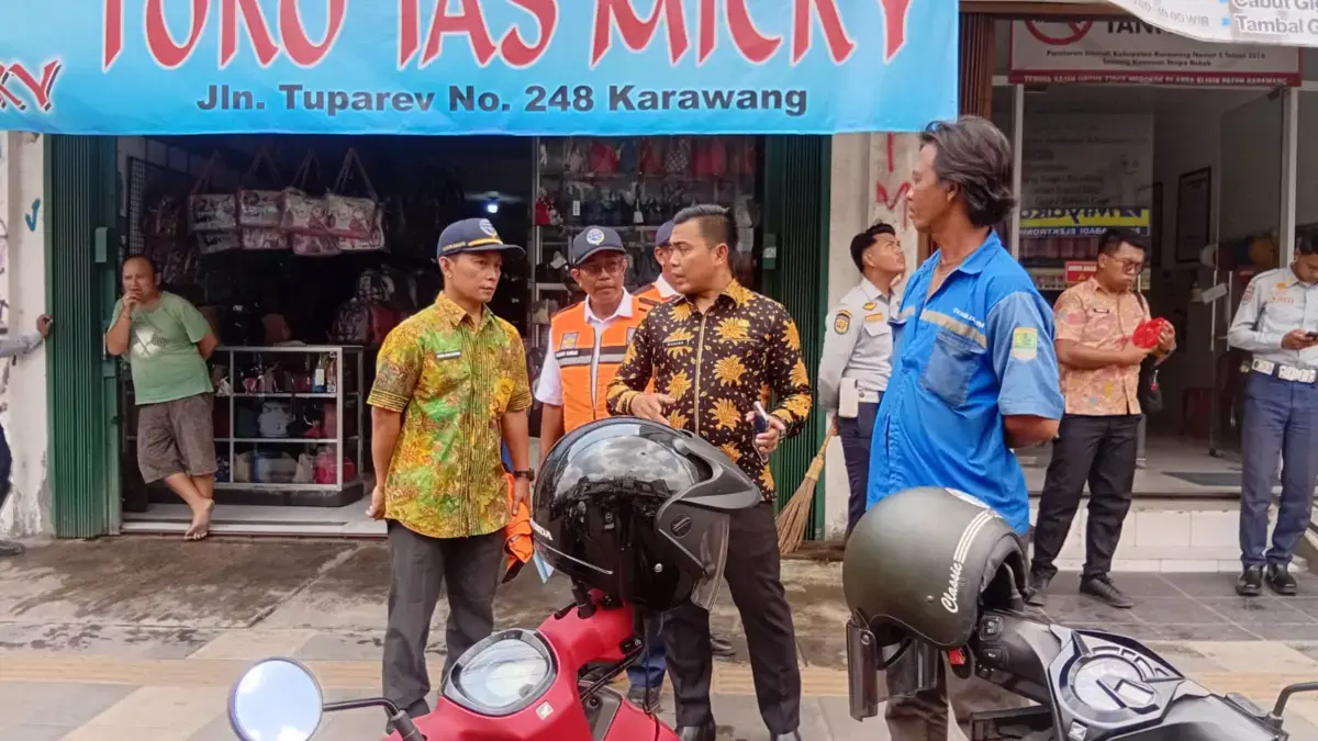 Parkir Tuparev.