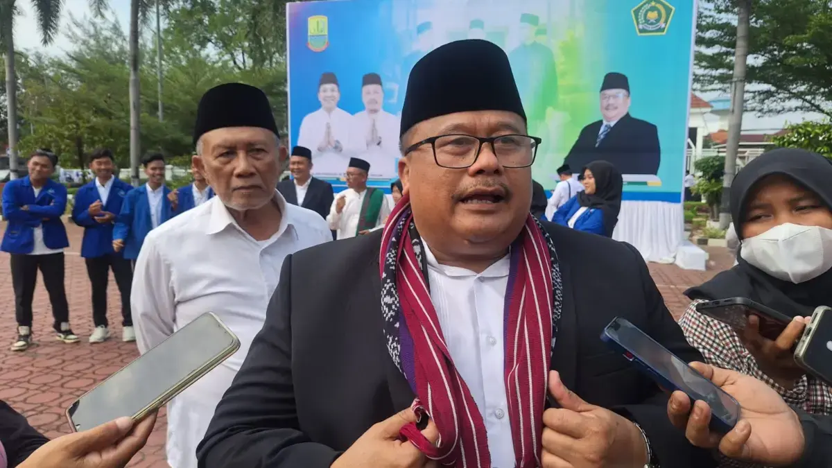 Kepala Kantor Kementerian Agama Kabupaten Karawang, H. Sopian,