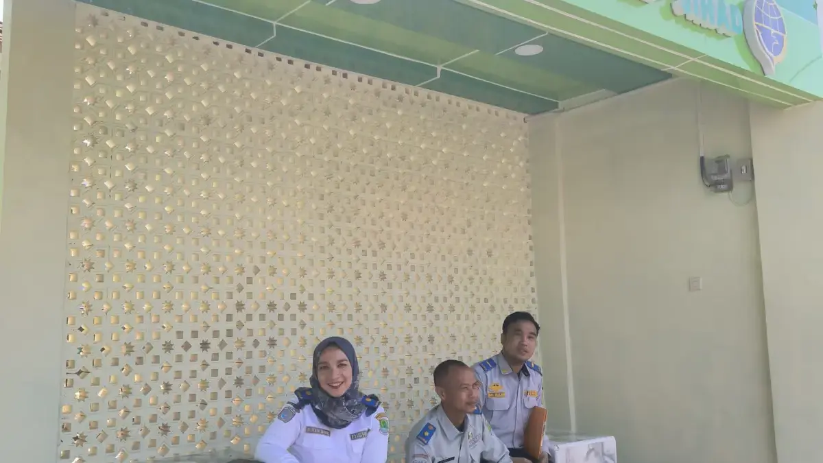 Tingkatkan Kenyamanan Publik, Dishub Karawang Benahi Dua Halte Strategis Tingkatkan Kenyamanan Publik, Dishub Karawang Benahi Dua Halte Strategis