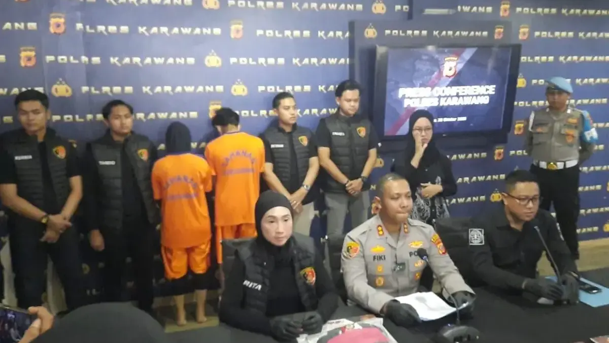 Pasangan pembuang bayi