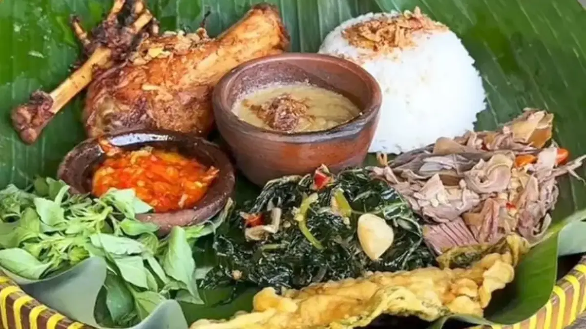 Tempat makan enak di Bekasi : Kandang Ingkung Resto & Kopi Jogja MGC Cabang Bekasi
