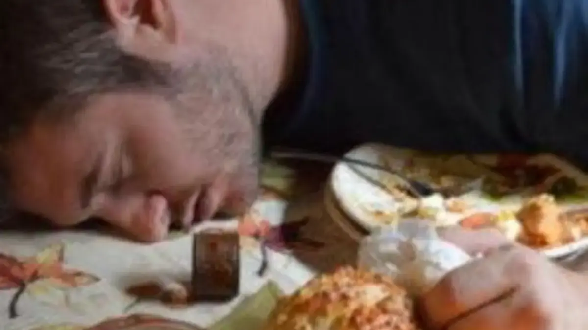 Cara Menghilangkan Rasa Ngantuk Setelah Makan.