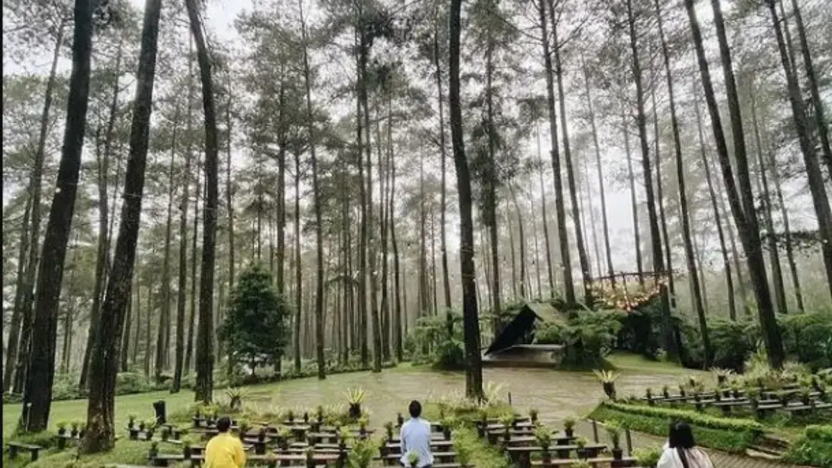 Liburan Romantis di Bandung Barat.