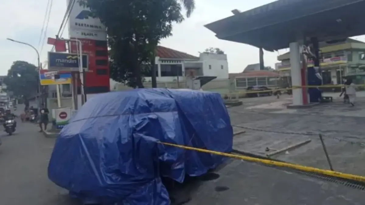 Insiden Kebakaran Kendaraan di SPBU 34-40511 JL.Mahar Martanegara
