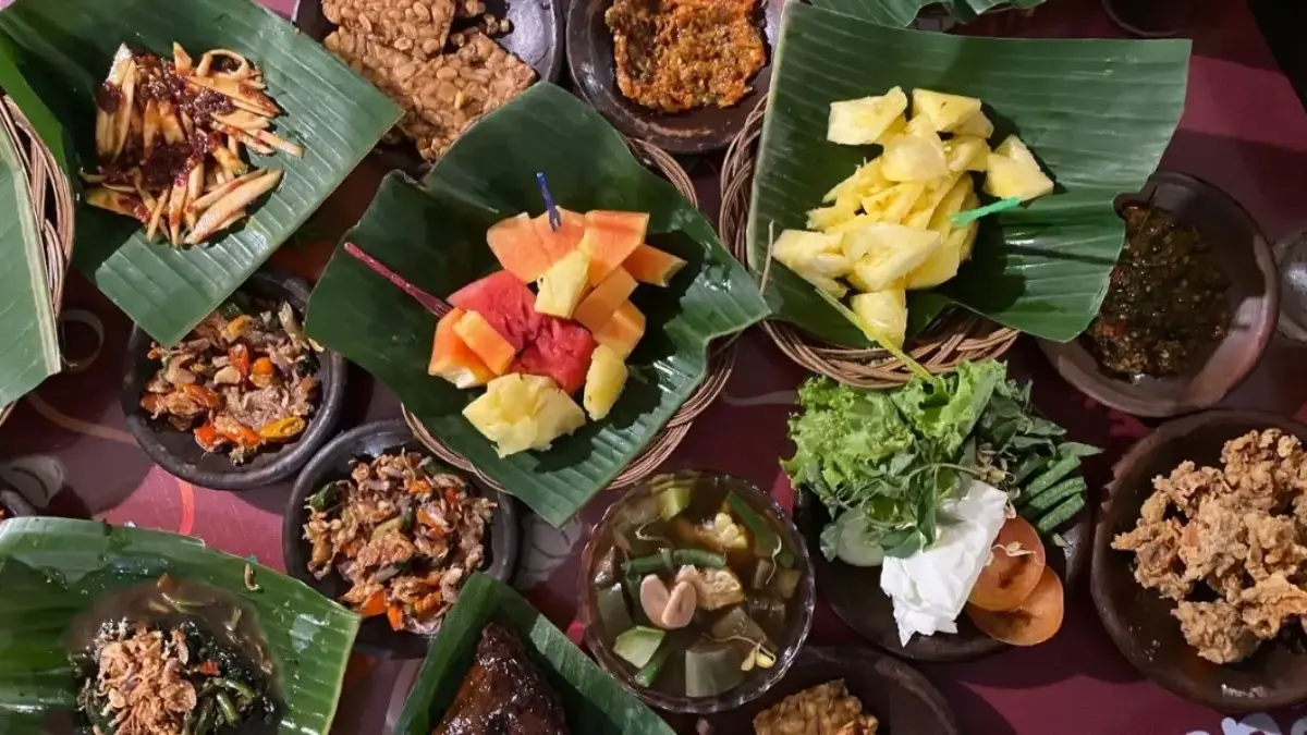 7 Rekomendasi Tempat Makan Lokal di Perumnas Karawang