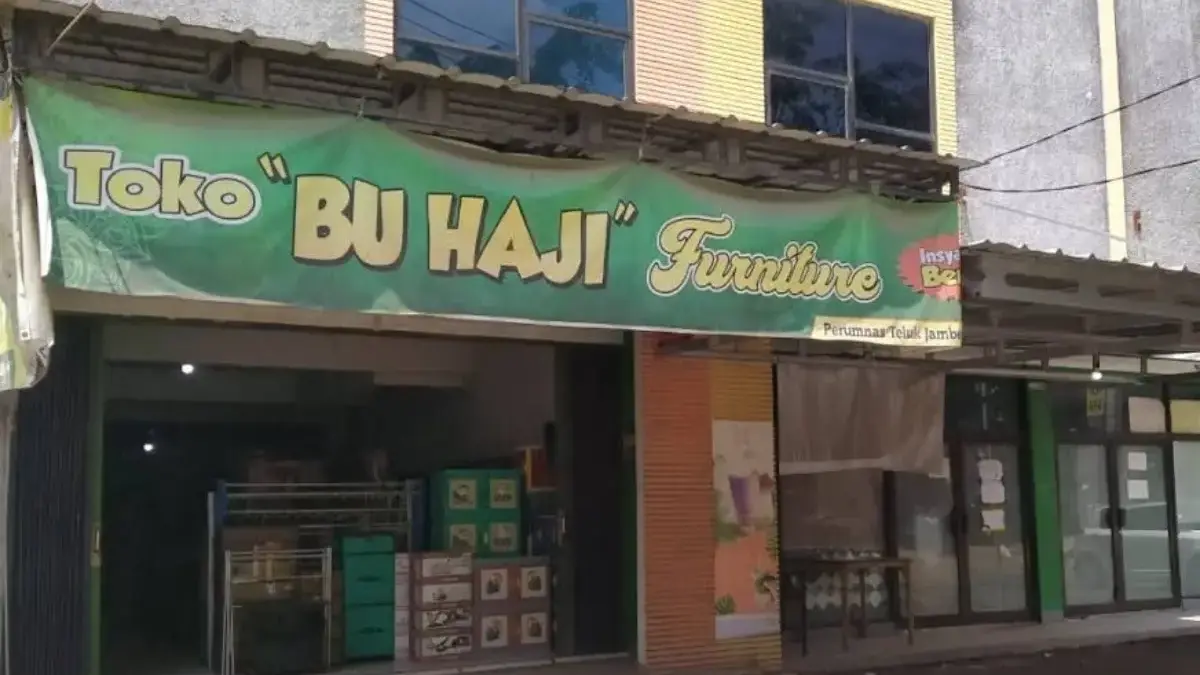 Bu Haji Furniture di Perumnas Karawang