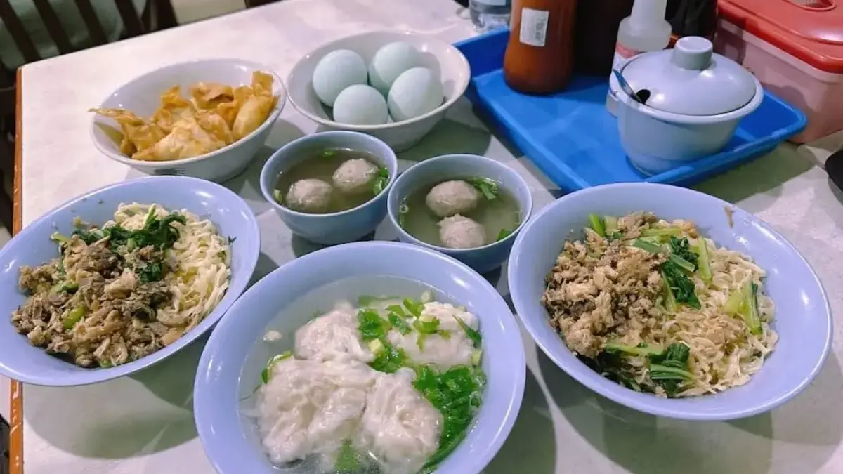 Mie Ayam Yoskar Perumnas Karawang