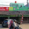 Warung 33 Legenda Pepes Perumnas Karawang