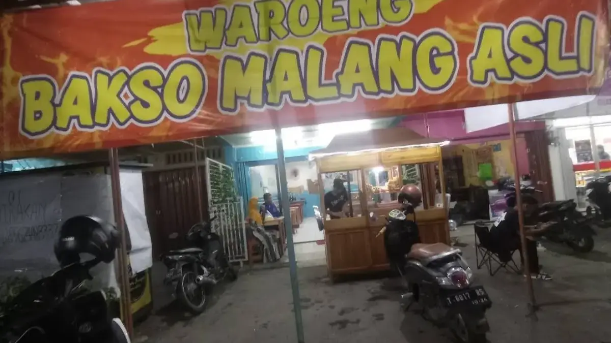 INI YANG ASLI : Waroeng Bakso Malang Asli Perumnas, Sensasi Rasa Otentik Waroeng Bakso Malang Asli Perumnas Karawang