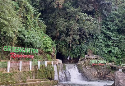 wisata alam karawang rating tertinggi