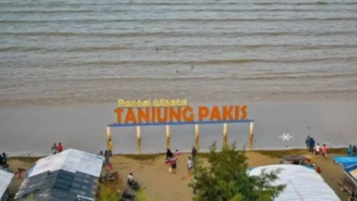 Menikmati Keindahan Pantai di Utara Karawang: Destinasi Wisata Laut yang Wajib Dikunjungi Wisata pantai di utara Karawang