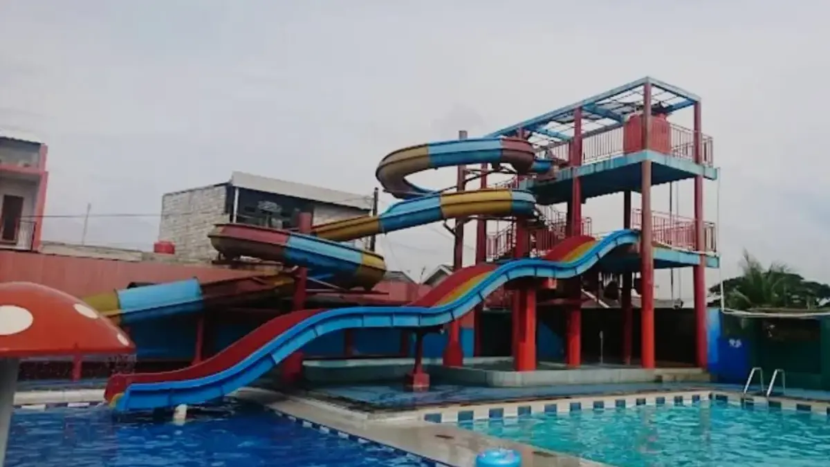 Serunya Wahana Air Penguin Waterpark Cikarang Utara, Cocok untuk Semua Usia! PENGUIN WATERPARK