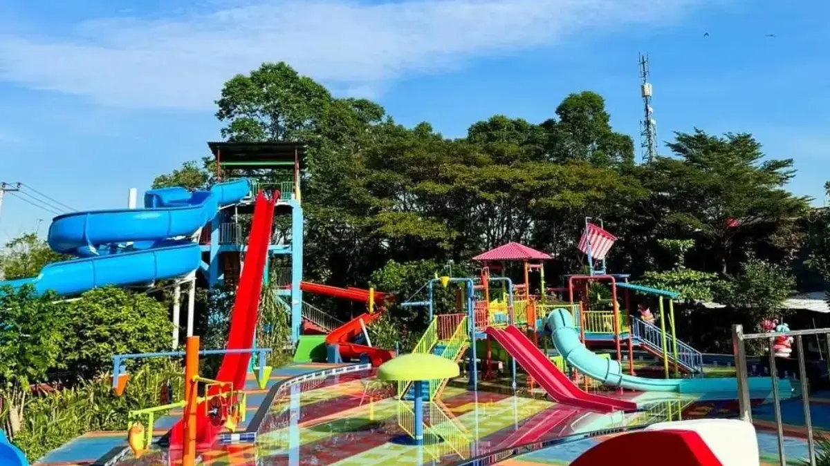 Yuk, Bermain Air Seru Dengan Wahana Super Lengkap di Puri Nirwana Waterpark Karangbahagia Puri Nirwana Waterpark Karangbahagia