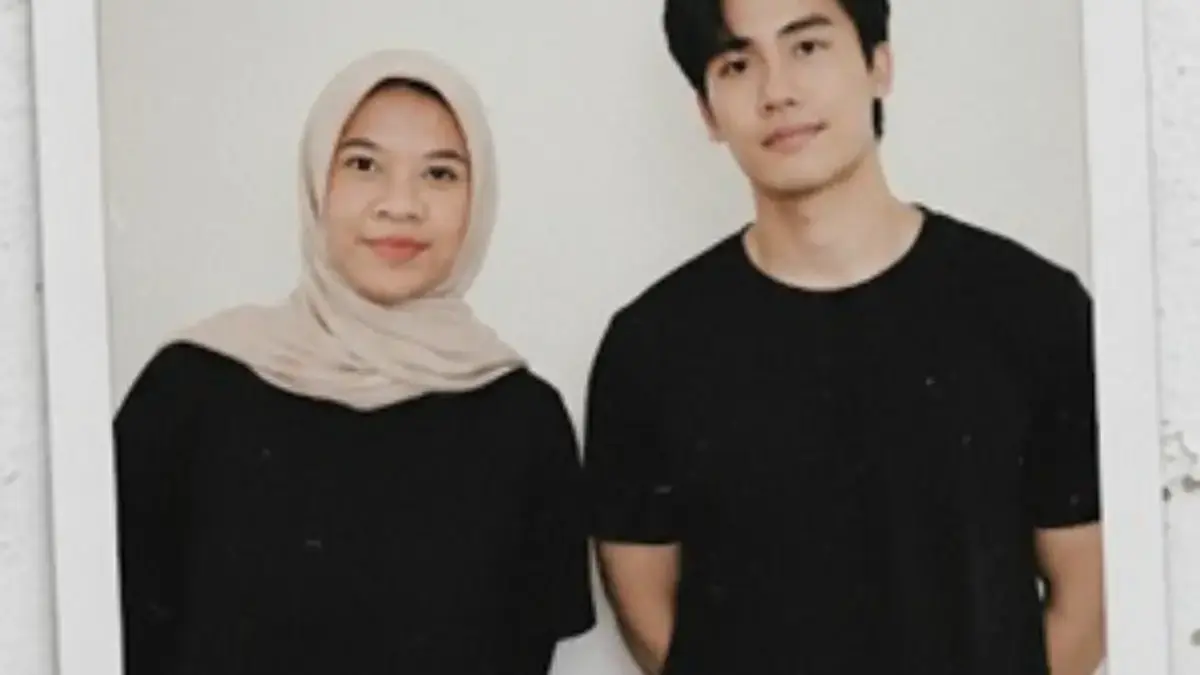 prompt gemini ai foto couple & bestie