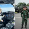 Contoh hasil edit foto anak laki-laki dengan kostum profesi