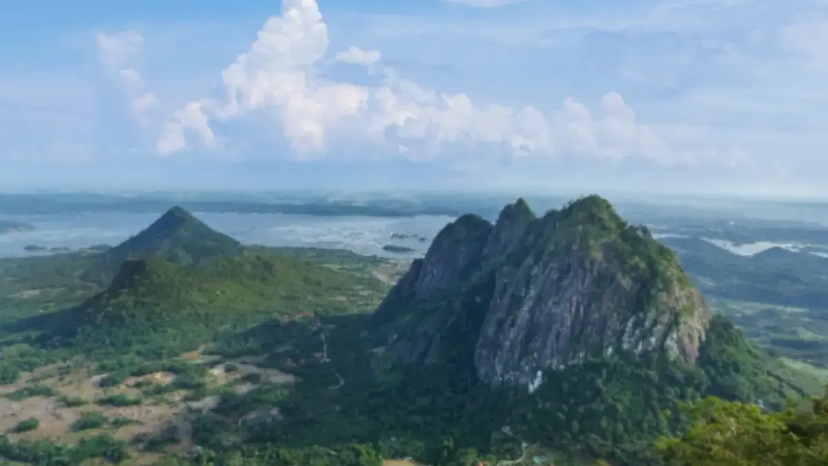 gunung bongkok