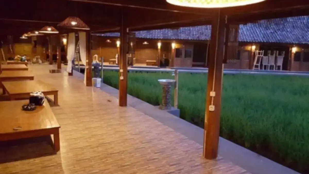 rumah makan ala sunda