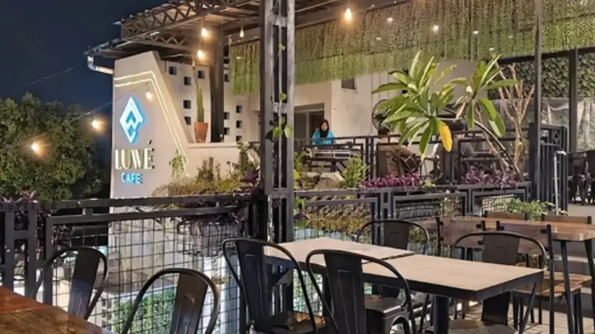 tempat nongkrong di karawang