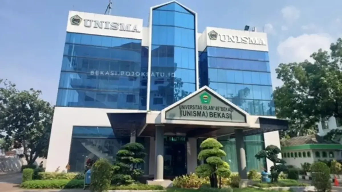 kampus di bekasi timur