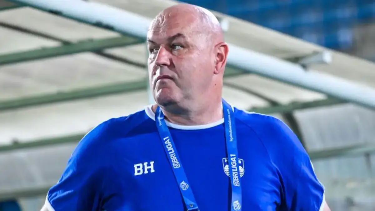 Putar Otak Bojan Hodak Jaga Trend Positif Persib Tandang ke Singapura Bojan Hodak