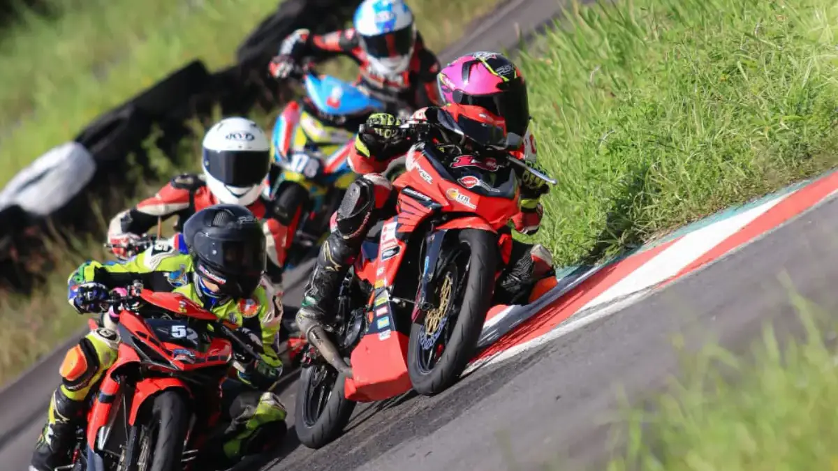 Honda Daya Jayadi Racing Team Raih Podium di Kejurda Road Race IMI Jabar Tasikmalaya pebalap honda