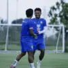 Persib Bandung latihan tanpa Bojan Hodak