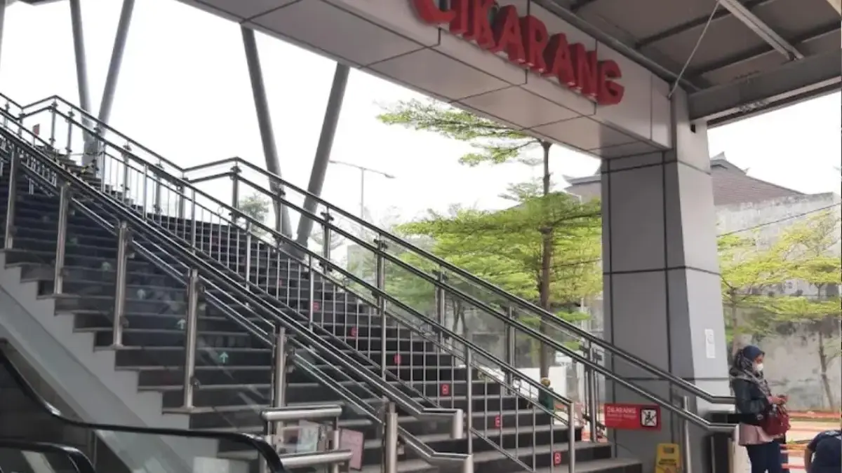 Kamu Laper di Stasiun Cikarang? Ini Dia Rekomendasi Makanan Enak dan Ramah Dikantong Stasiun Cikarang