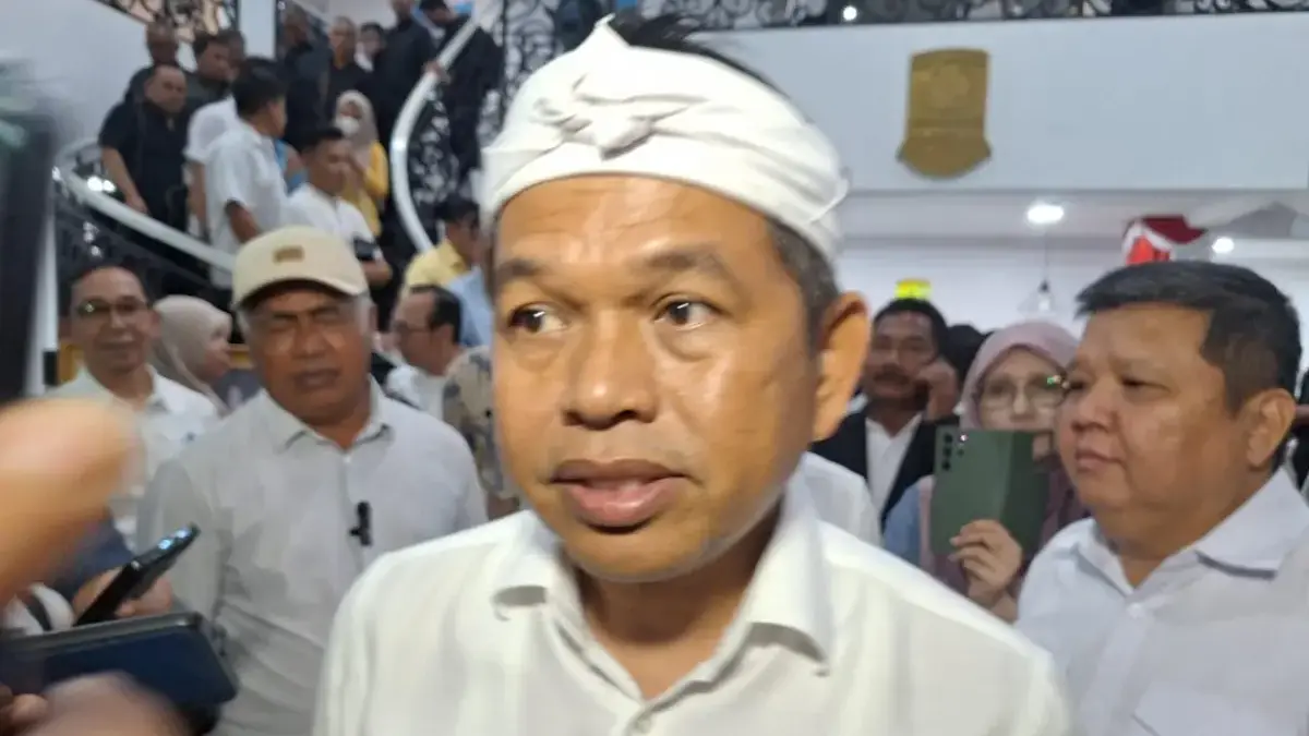 Gubernur Dedi Mulyadi