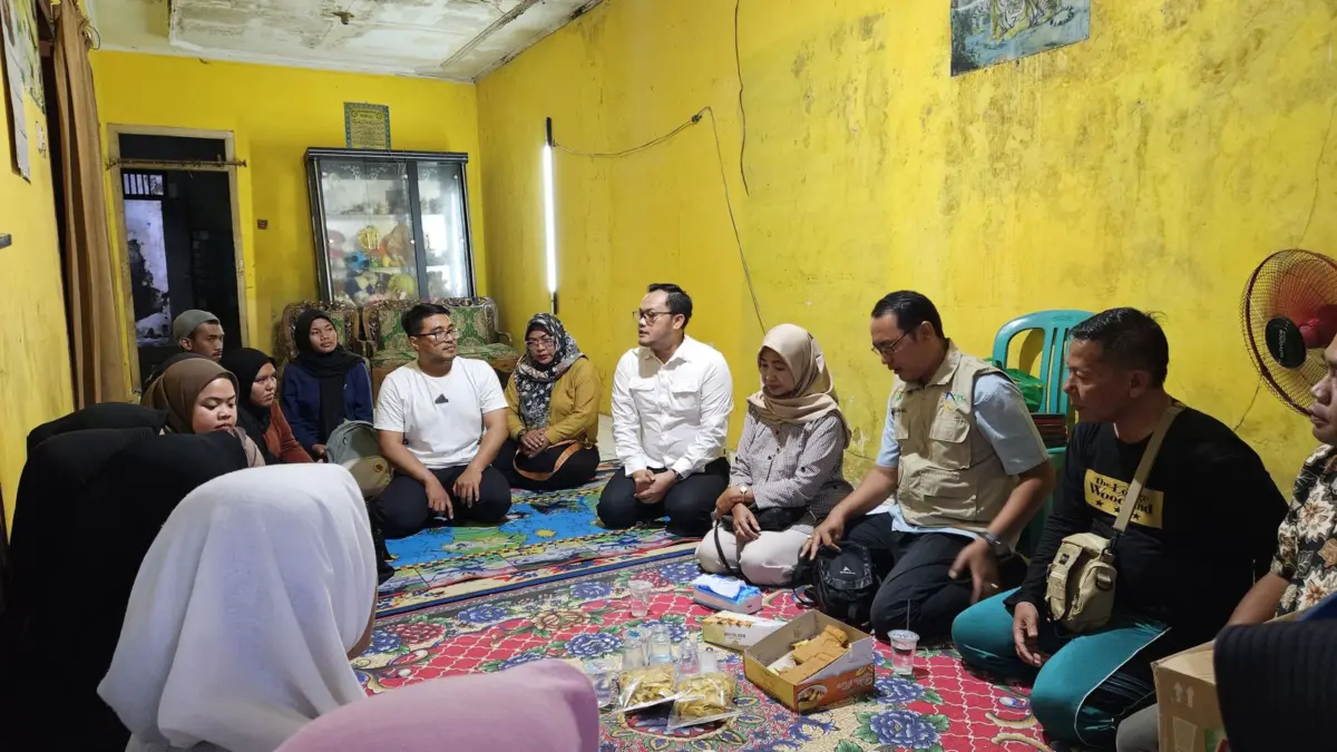 Rombongan Pemkab Karawang ke Purwakarta, Takziah ke Keluarga Korban Penganiayaan Anak Disabilitas di Cilamaya Takziah