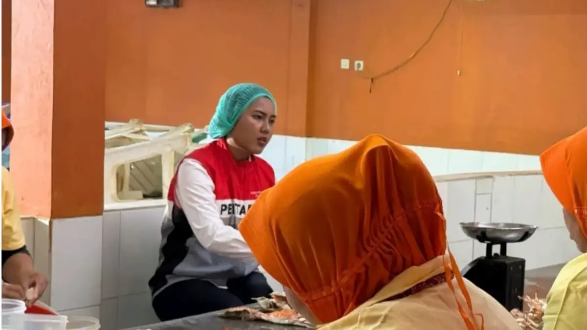 PHE ONWJ Inovasi Olah Limbah Cangkang Rajungan Jadi Pupuk Cair PHE ONWJ