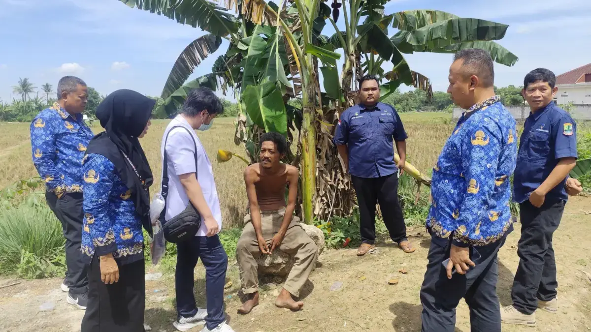 Camat Telukjambe Barat Gerak Cepat Amankan ODGJ yang Resahkan Warga Wanasari Odgj