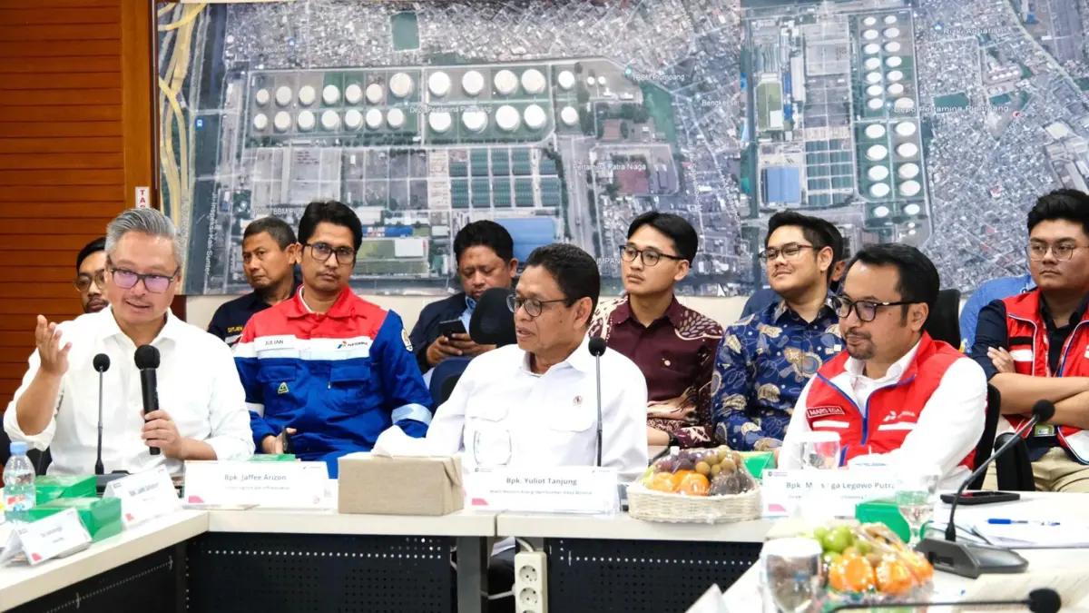 Pertamina Patra Niaga RJBB Menerima Kunjungan Wamen ESDM, Pastikan Kehandalan Sarfas Jelang Nataru 2025/2026 Pastikan Kehandalan Sarfas Jelang Nataru 2025/2026.