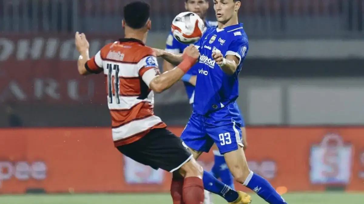 Babak Pertama Persib Bandung Unggul 2-0 Atas Madura United Federico Barba