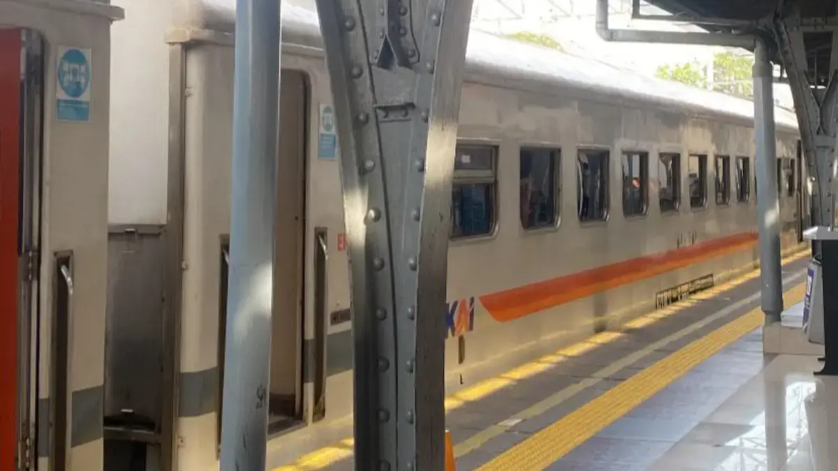 Diskon Tiket Kereta Api 30 Persen! KAI Umumkan Promo Spesial Akhir Tahun, Ini Daftar Kereta Beserta Rutenya diskon KAI
