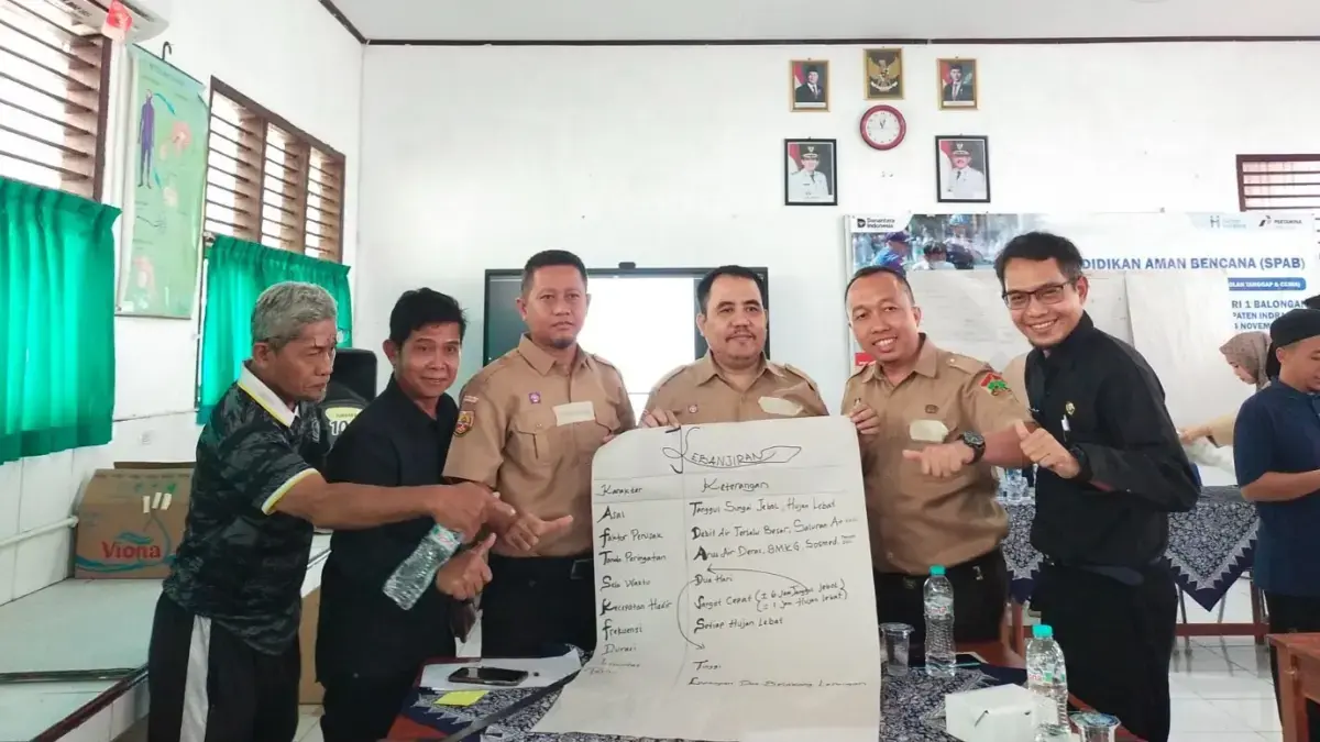 Pertamina Patra Niaga Regional JBB Dukung Pelaksanaan Satuan Pendidikan Aman Bencana di SMPN 1 Balongan Pendidikan Aman Bencana di SMPN 1 Balongan.