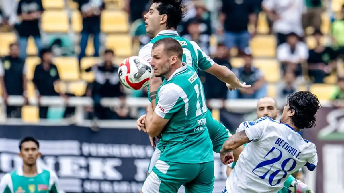 Derby Jatim Persebaya vs Arema