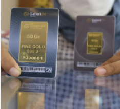 TURUN -NAIK Harga Emas Pegadaian: Penurunan Signifikan pada 6 November 2025 harga emas pegadaian hari ini naik atau turun