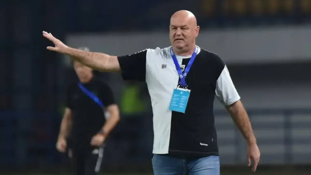 Bojan Hodak Pelatih Persib Bandung