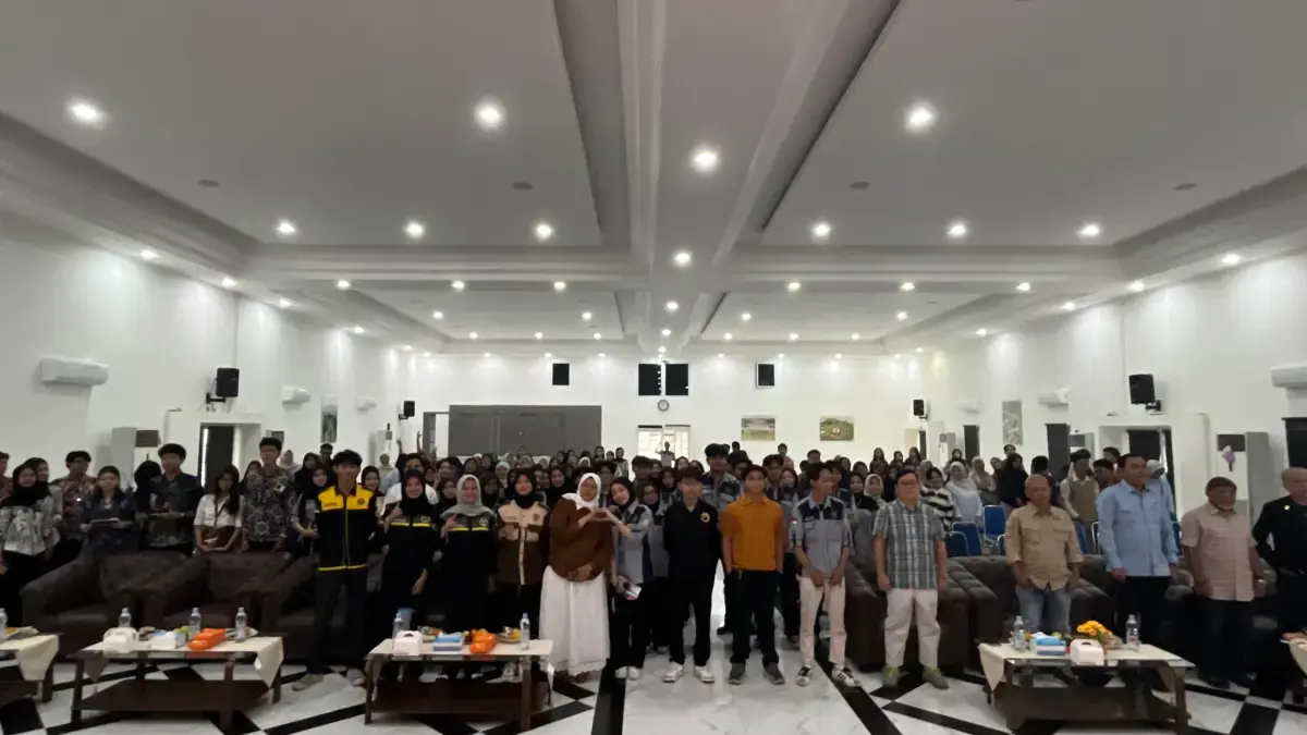 Seminar Himadiksi Unsika Dorong Mahasiswa Siap Berkarir dan Berwirausaha di Era Society 5.0 Unsika