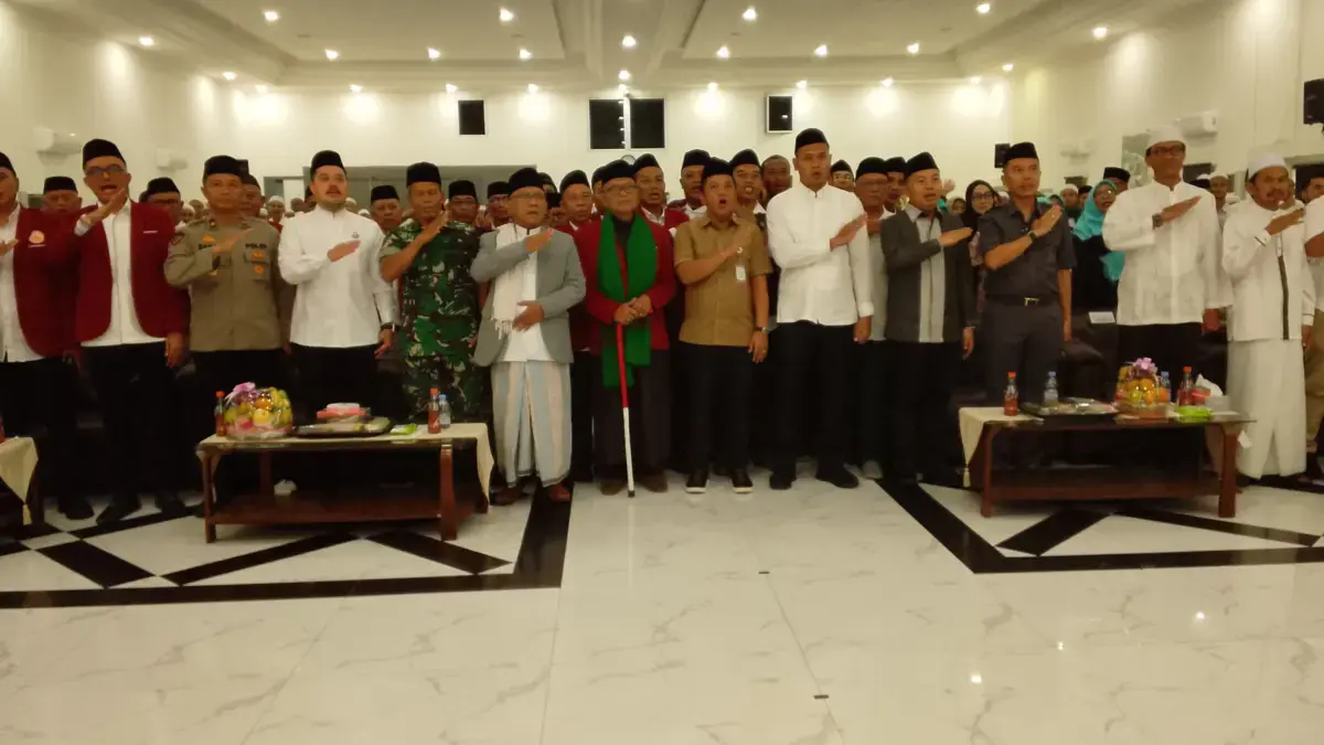 Jajaran pengurus Dewan Kemakmuran Masjid (DKM) Masjid Agung Karawang periode 2025–2029