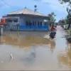 Banjir rob di Muaragembong.