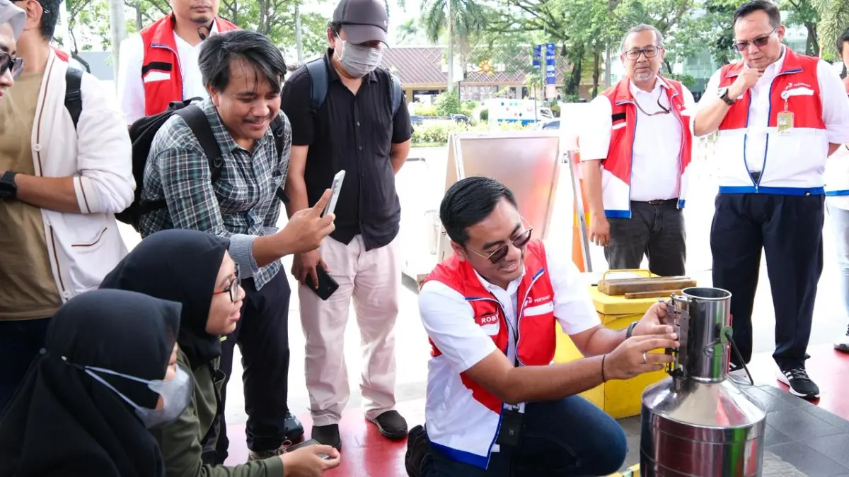 Pertamina Patra Niaga Regional JBB Siap Amankan Pasokan BBM Jelang Nataru 2025/2026 di Banten Jelang Nataru, Pertamina Amankan Pasokan BBM.