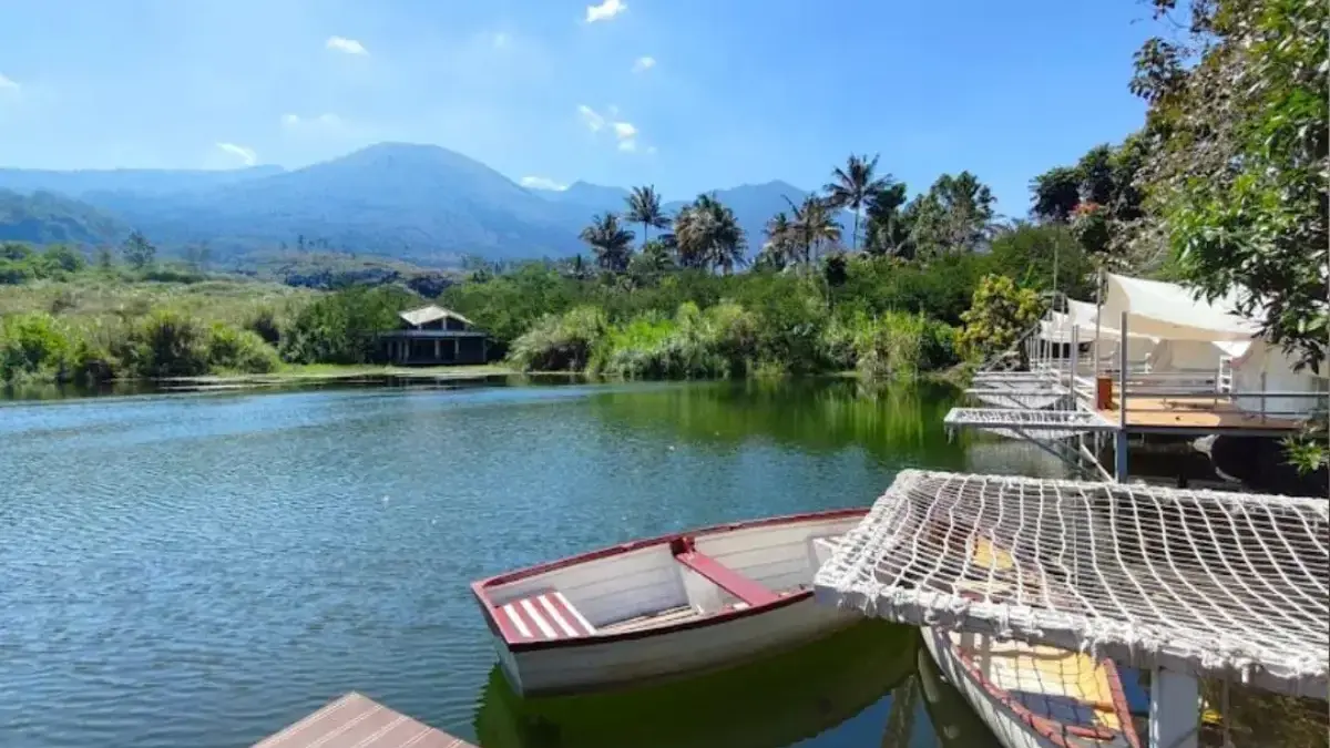 Rekomendasi Tempat Liburan 2 Hari 1 Malam di Garut: Rangkaian Tempat yang Bikin Betah dan Ketagihan Cafe Balong Garut