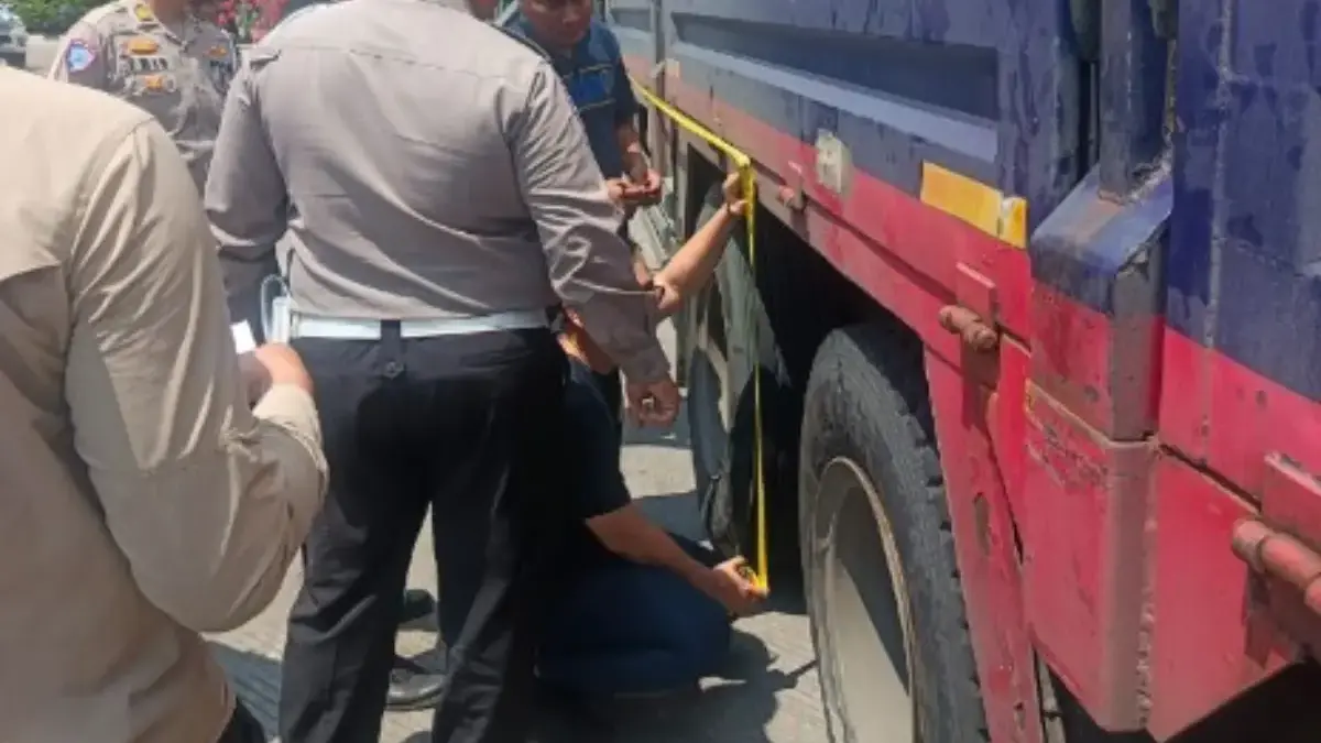 Polisi Sudah Selesai Selidiki Kasus Tabrakan Maut Beruntun di Lampu Merah Cikampek Barang bukti