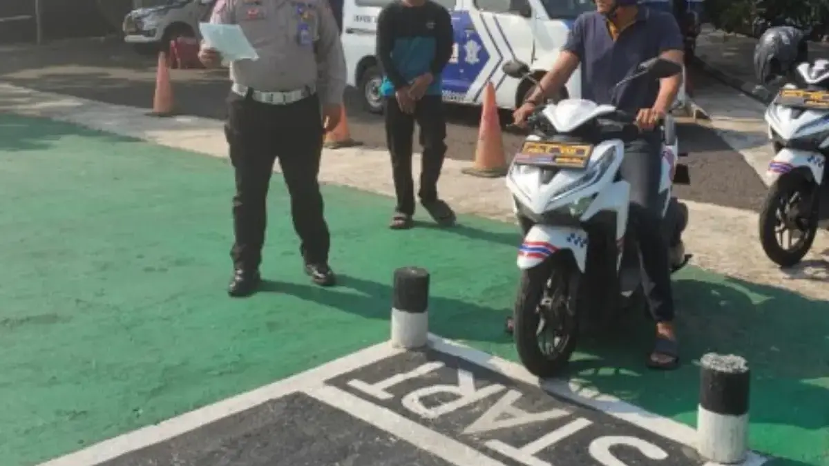 Polantas Menyapa: Begini Mekanisme Pembuatan SIM di Polres Karawang Sim