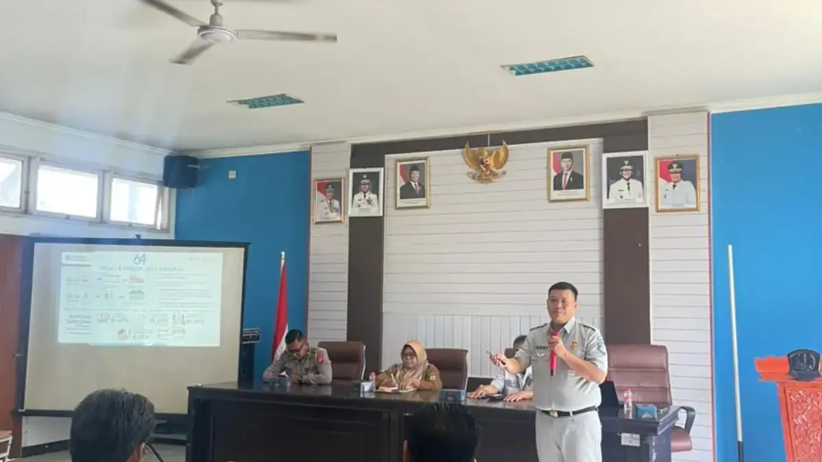 Bapenda Karawang Bersama Tim Pembina Samsat Melaksanakan Sosialisasi Opsen PKB dan Opsen BBNKB di 30 Kecamatan Sosialisasi Opsen PKB dan Opsen BBNKB.