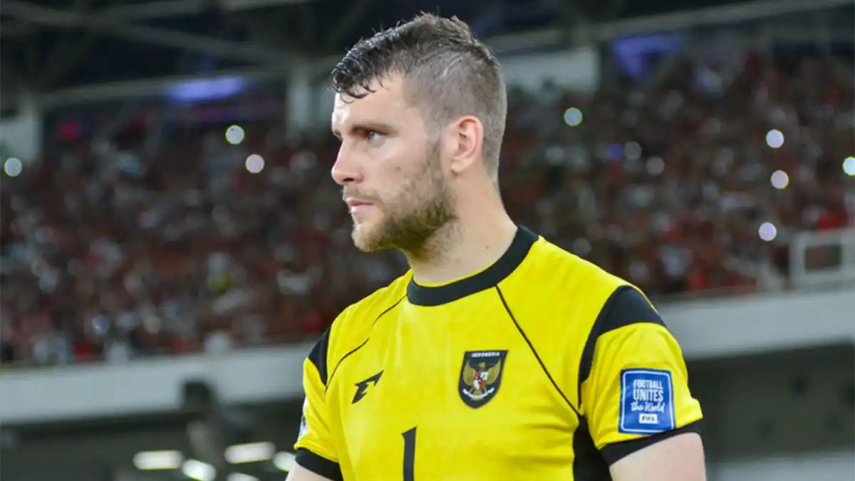 Maarten Paes Jadi Target Persib, Transfer Sensasional di Super League? Maarten Paes